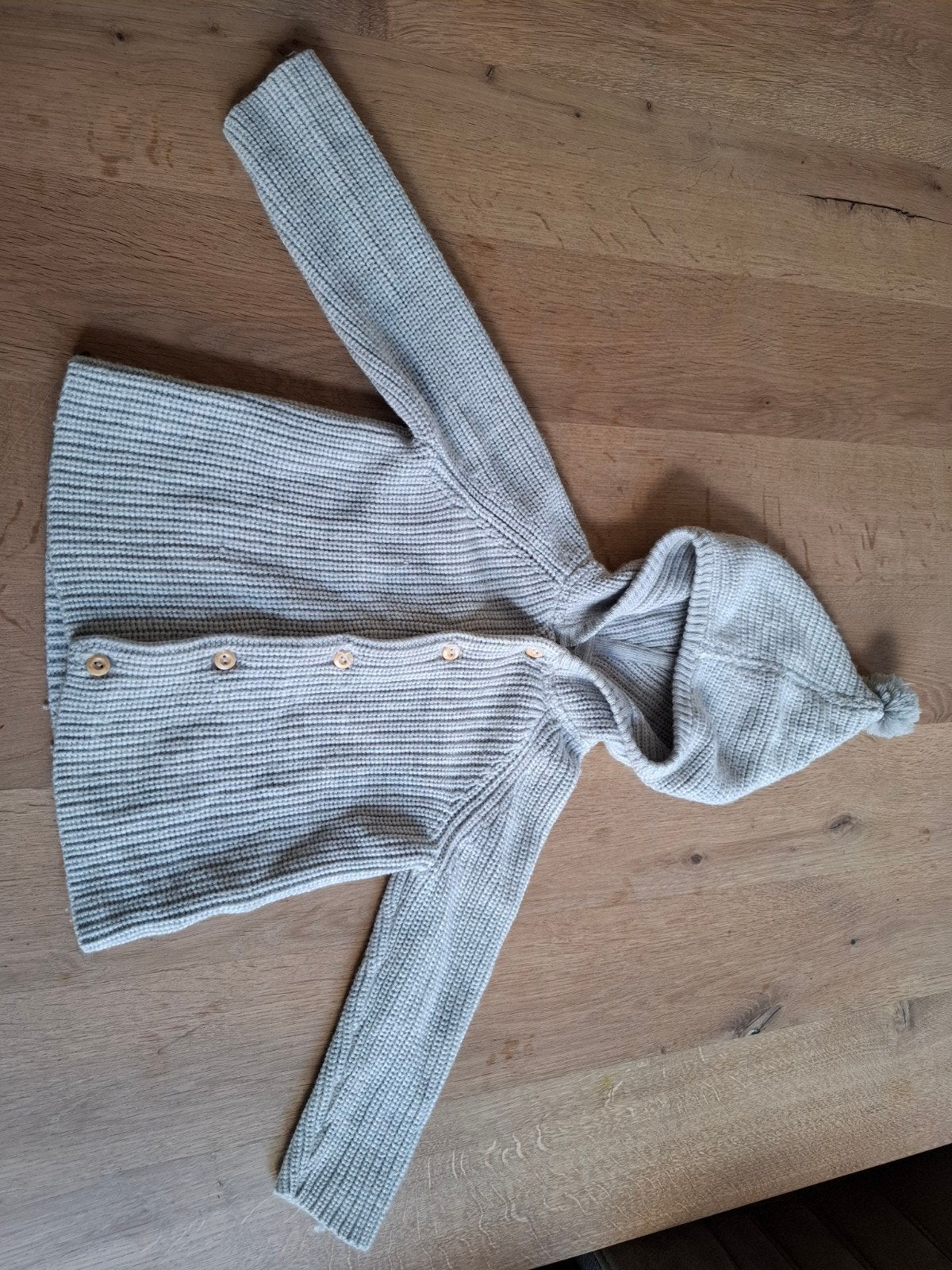 H&M 100% Wollen Vestje met Capuchon - Grijs, Kinderen en Baby's, Ophalen of Verzenden, Gebruikt, H&M, Jongen of Meisje