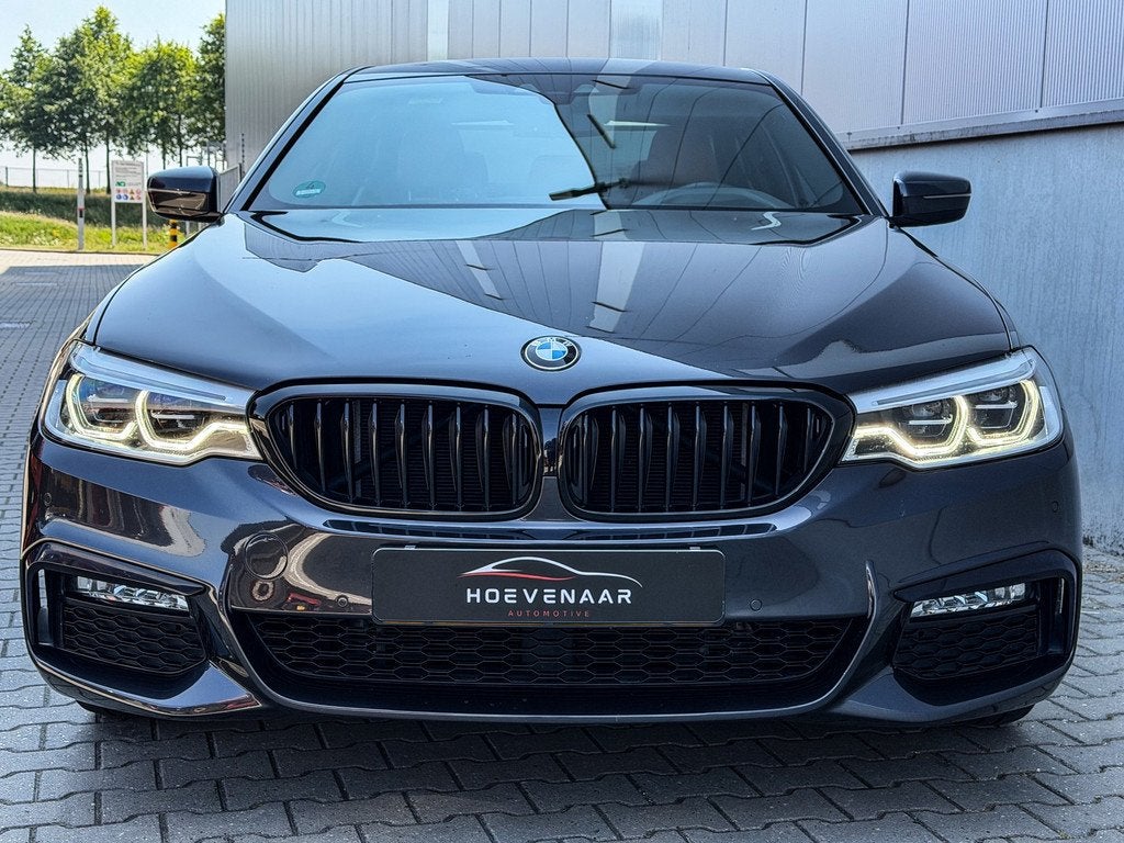BMW 5-serie 530e iPerformance M-sport High Executive H&K Hud, Auto's, BMW, Automaat, 1998 cc, Achterwielaandrijving, Gebruikt