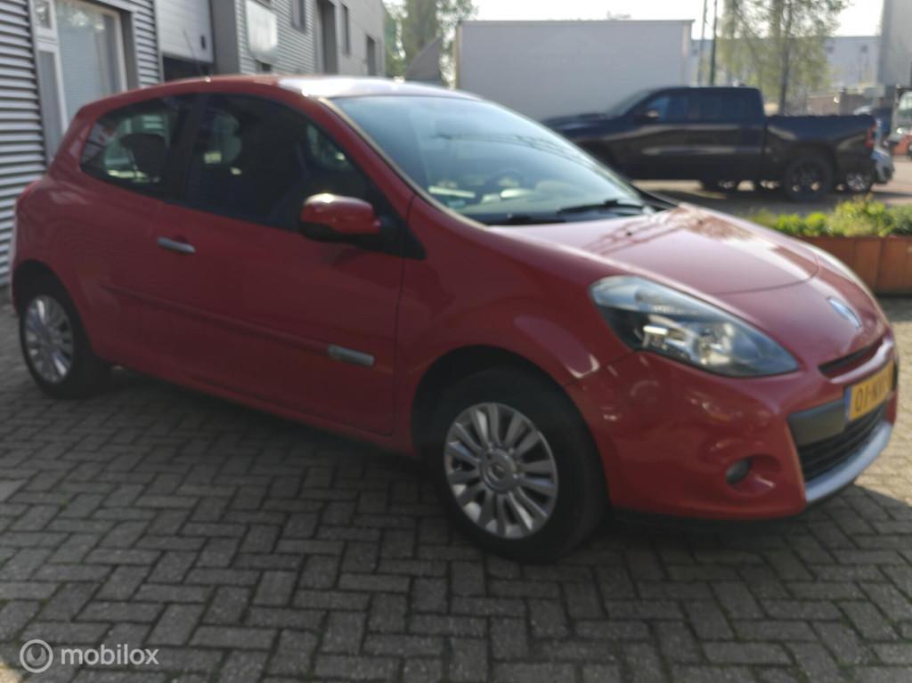 Renault Clio 3-dr 1.2 Collection Airco LM CruiseControl Trhk, 535 kg, 4 cilinders, 1055 kg, 49 €/maand