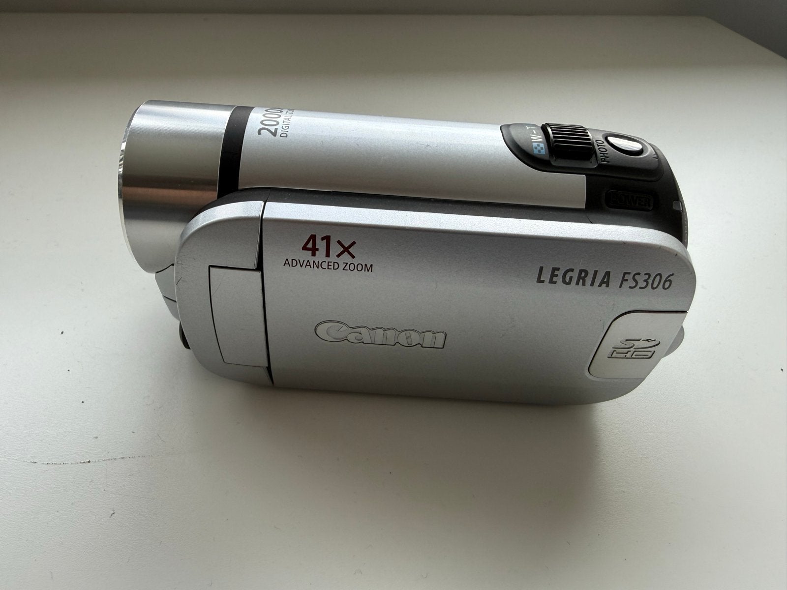 Canon Legria FS306 Camcorder met voeding, Gebruikt, Canon, 20x of meer, Ophalen of Verzenden