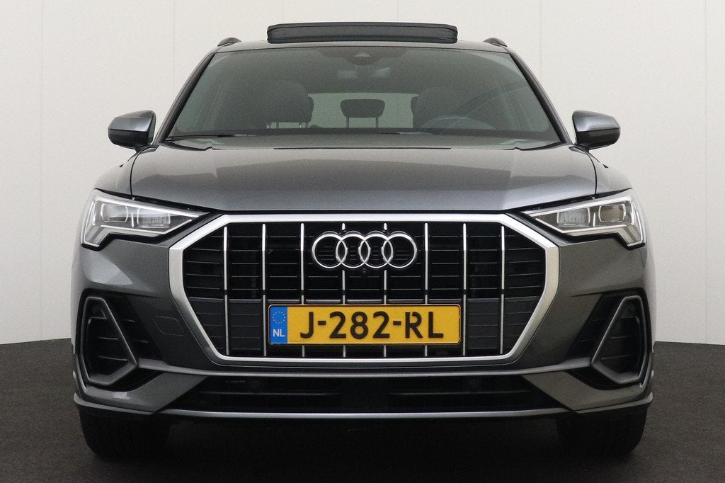 Audi Q3 2.0 TDI 150 PK Aut. S-Line Pano-Dak Leder Adapt.Crui, Auto's, Audi, Gebruikt, 4 cilinders, Leder en Stof, Origineel Nederlands