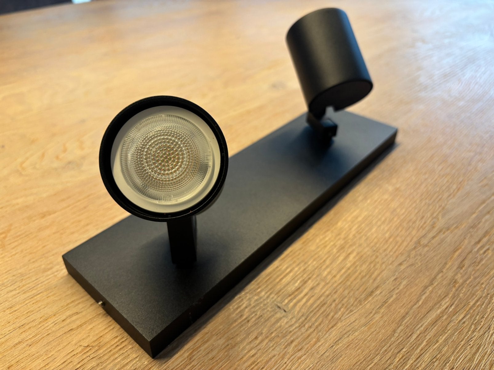 Philips Hue Runner 2 spot - nog geen 2,5 jaar oud, Opbouwspot, Overige fittingen, Ophalen of Verzenden, Zo goed als nieuw