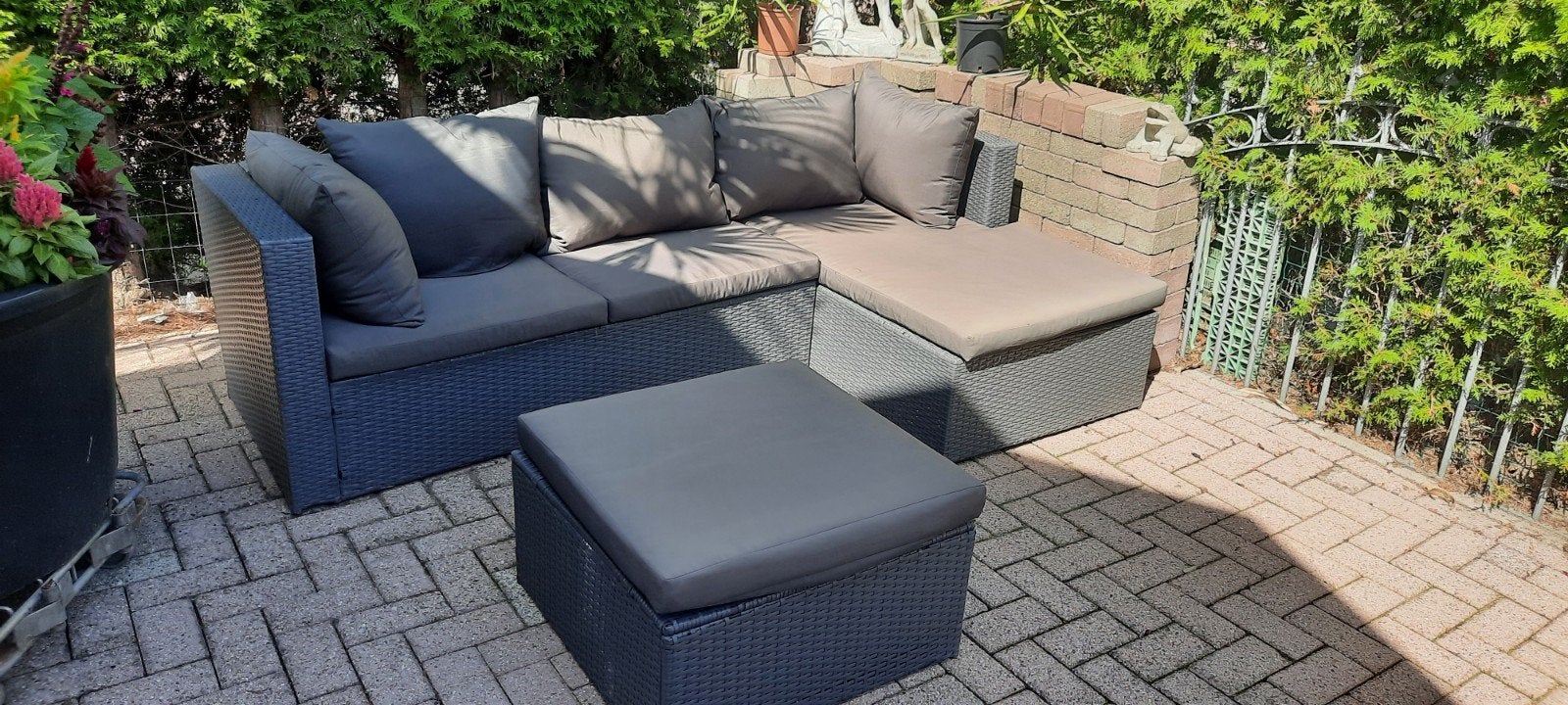 compact Wicker Loungeset met Hocker - Zo goed als nieuw, Ophalen, 5 zitplaatsen, Bank, Zo goed als nieuw