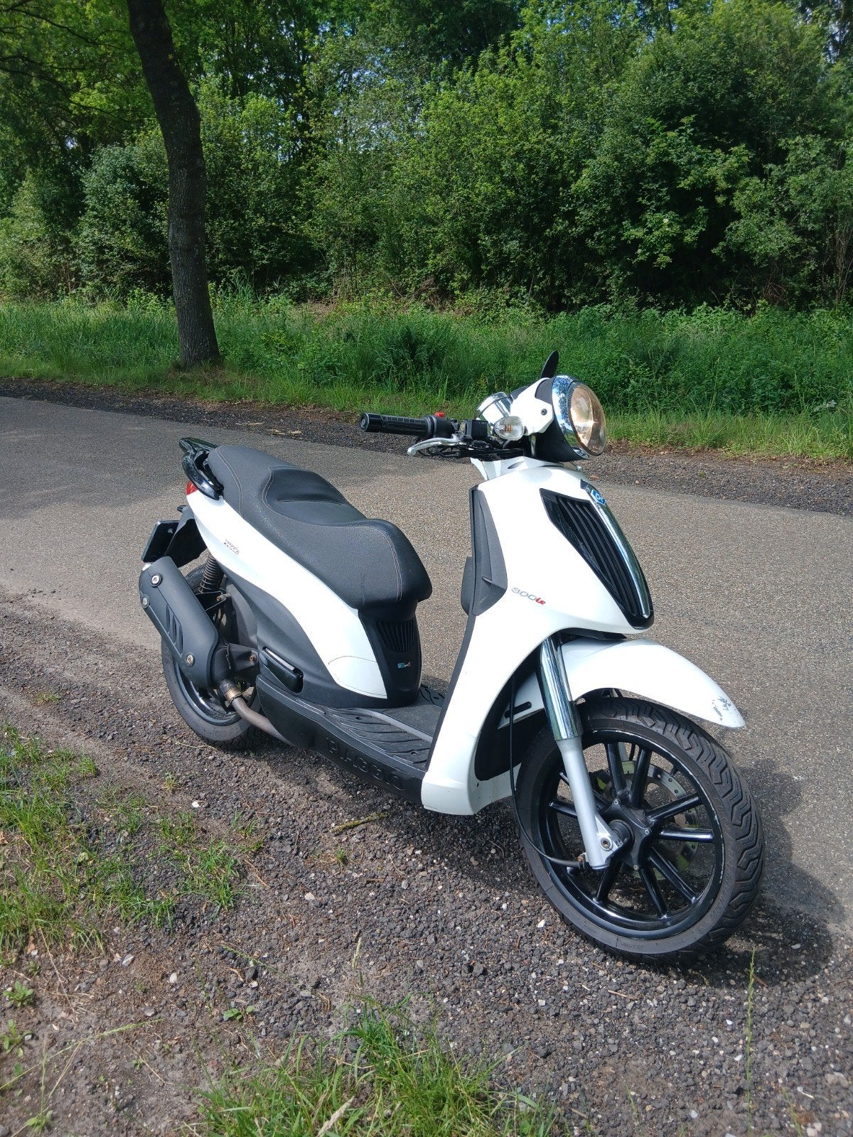 Piaggio carnaby 300ie motorscooter, Scooter, 300 cc, Gebruikt, Particulier