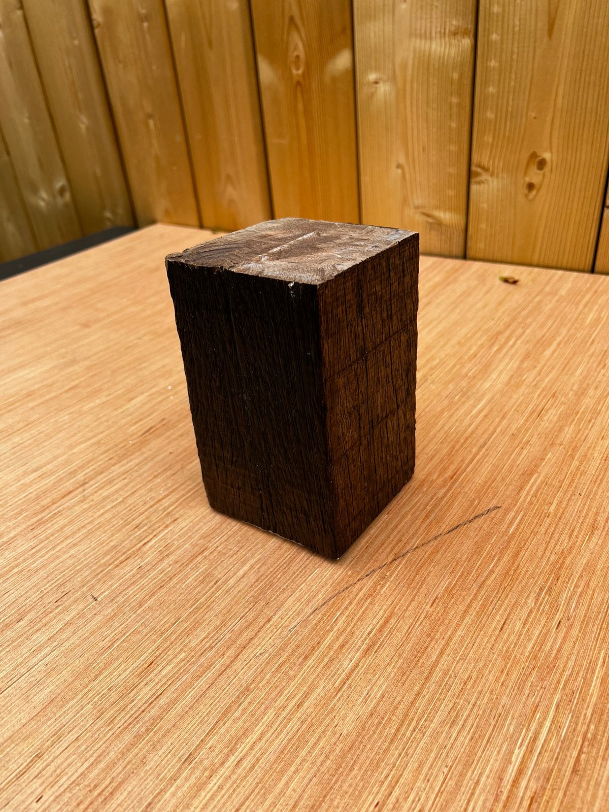 Gebrand houten decoratieblok – massief hout, Ophalen of Verzenden, Zo goed als nieuw