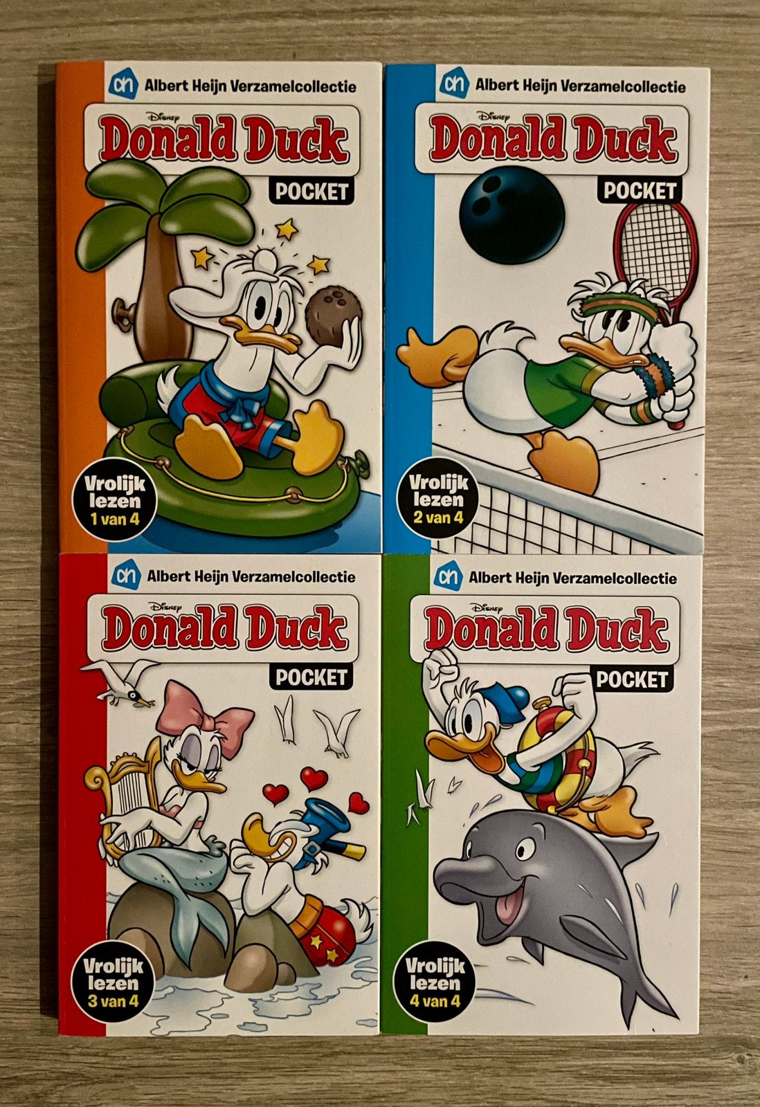 Prachtige complete set Donald Duck Albert Heijn pockets 1-4!, Complete serie of reeks, Ophalen of Verzenden, Zo goed als nieuw