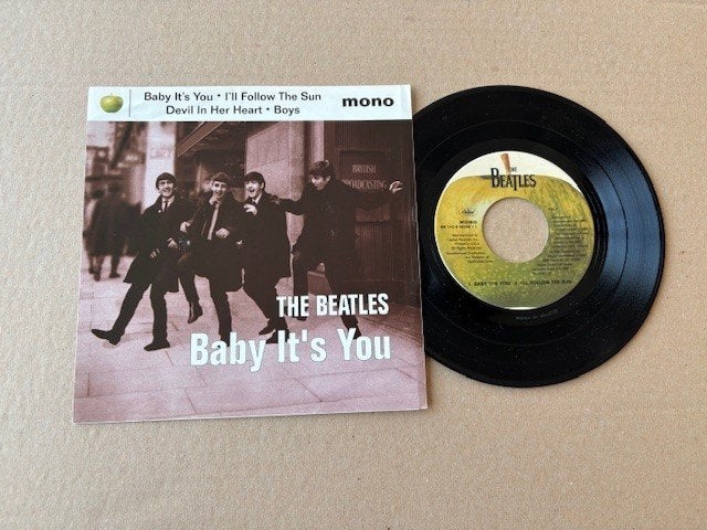 The Beatles Baby It's You 7" Vinyl EP - Made in US, Fotohoes, 7 inch, Ophalen of Verzenden, Zo goed als nieuw