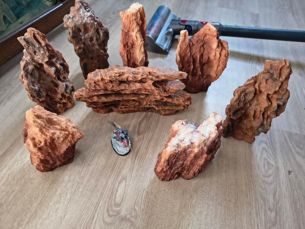 Warhammer terrein set - rotsformaties, Ophalen of Verzenden, Gebruikt, Warhammer