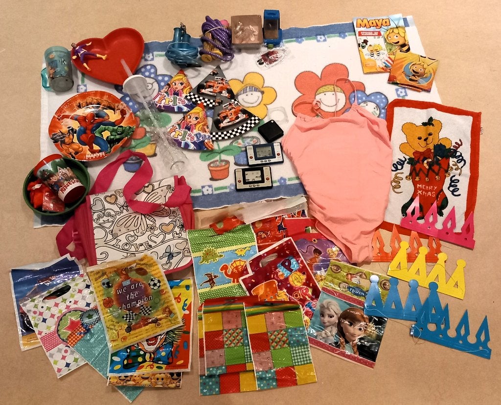 Gratis 1 - kinderspullen - ophalen in Sprundel, Ophalen, Gebruikt