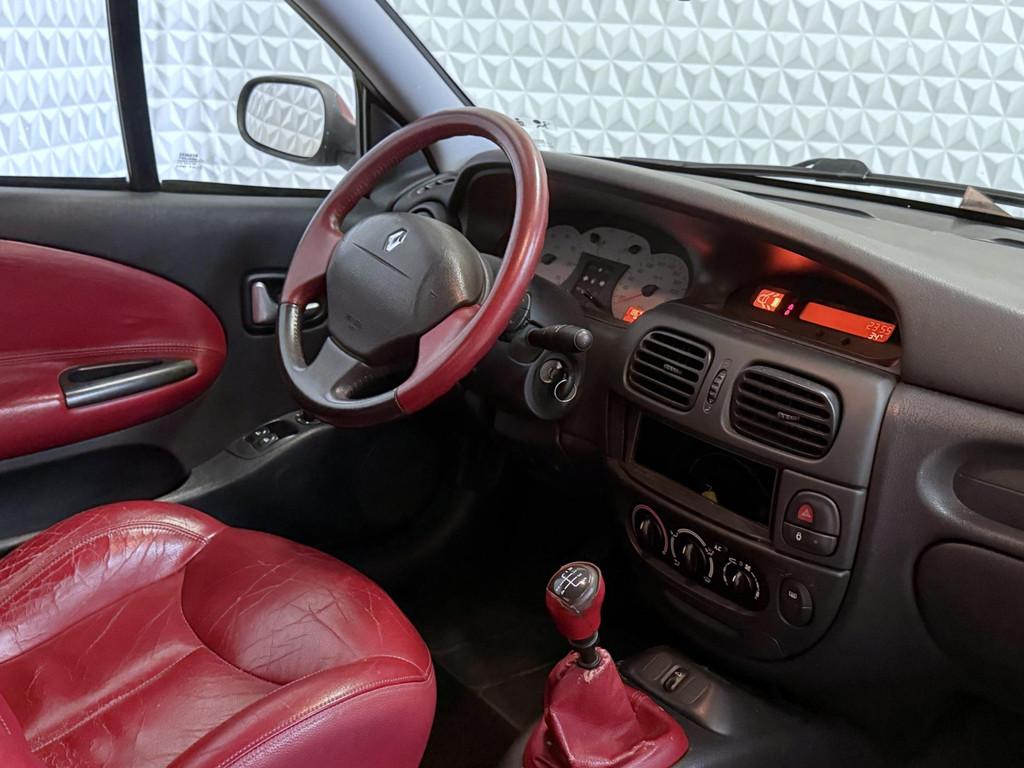 Renault Mégane Cabrio 1.6-16V Privilège / 186.000km (2002), Auto's, Voorwielaandrijving, Gebruikt, 4 cilinders, Cabriolet