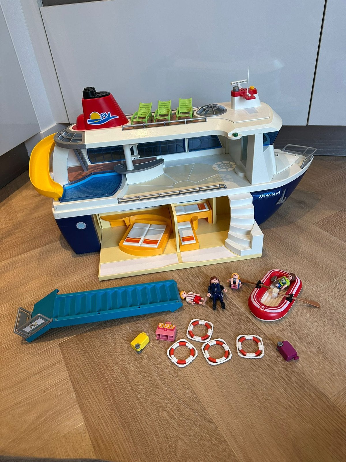 Cruiseschip playmobil incl accessoires die op foto staan, Ophalen, Gebruikt