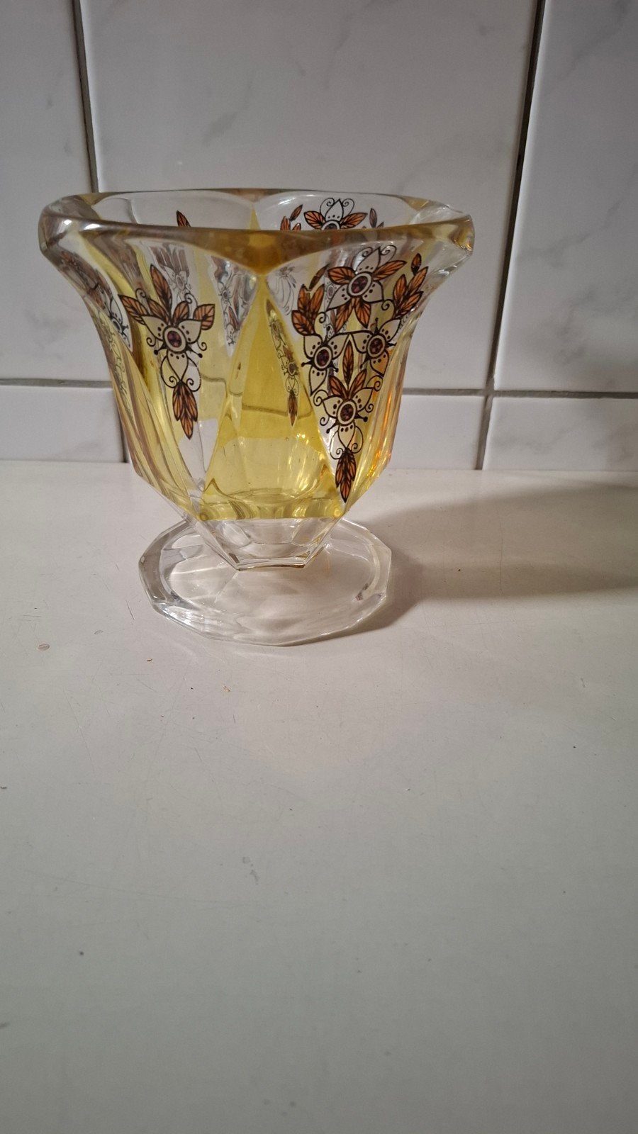 Boheems kristallen vaas, Ophalen