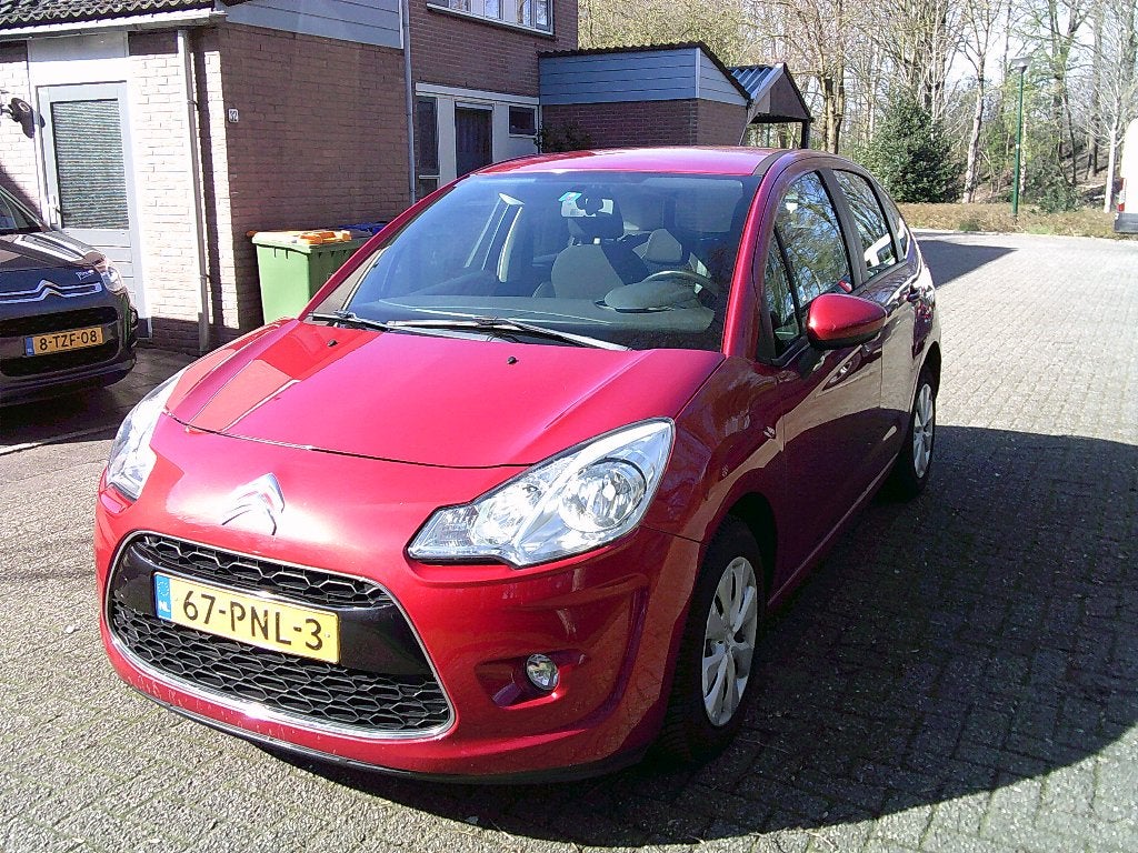 Citroën C3 1.4i 75pk 2011 Rood, Auto's, Citroën, Voorwielaandrijving, 1005 kg, 4 cilinders, Origineel Nederlands