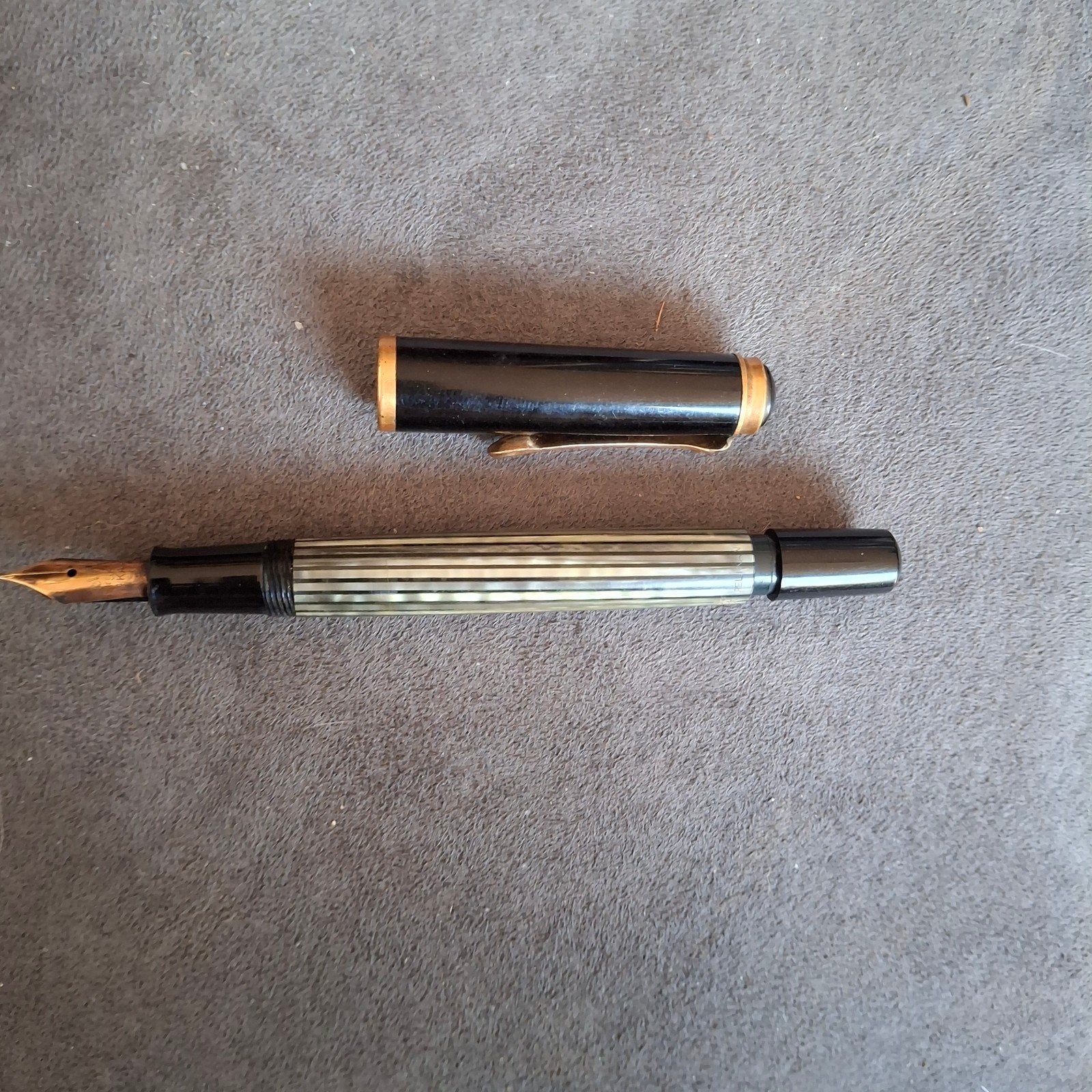 Vintage Pelikan 400 Vulpen - 14K Gouden Penpunt (1950-1956), Ophalen of Verzenden