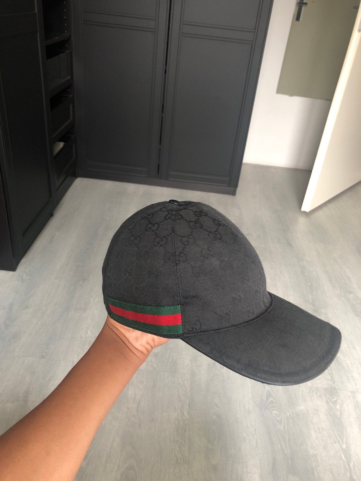 100% orginele guccipet met bon en doos., Kleding | Dames, Hoeden en Petten, Ophalen of Verzenden, Gedragen, One size fits all