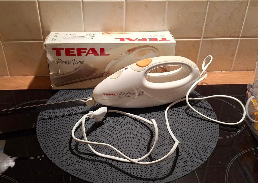 Tefal Prep'line Elektrisch Mes - Zo goed als nieuw, Minder dan 1 liter, Ophalen of Verzenden, Zo goed als nieuw