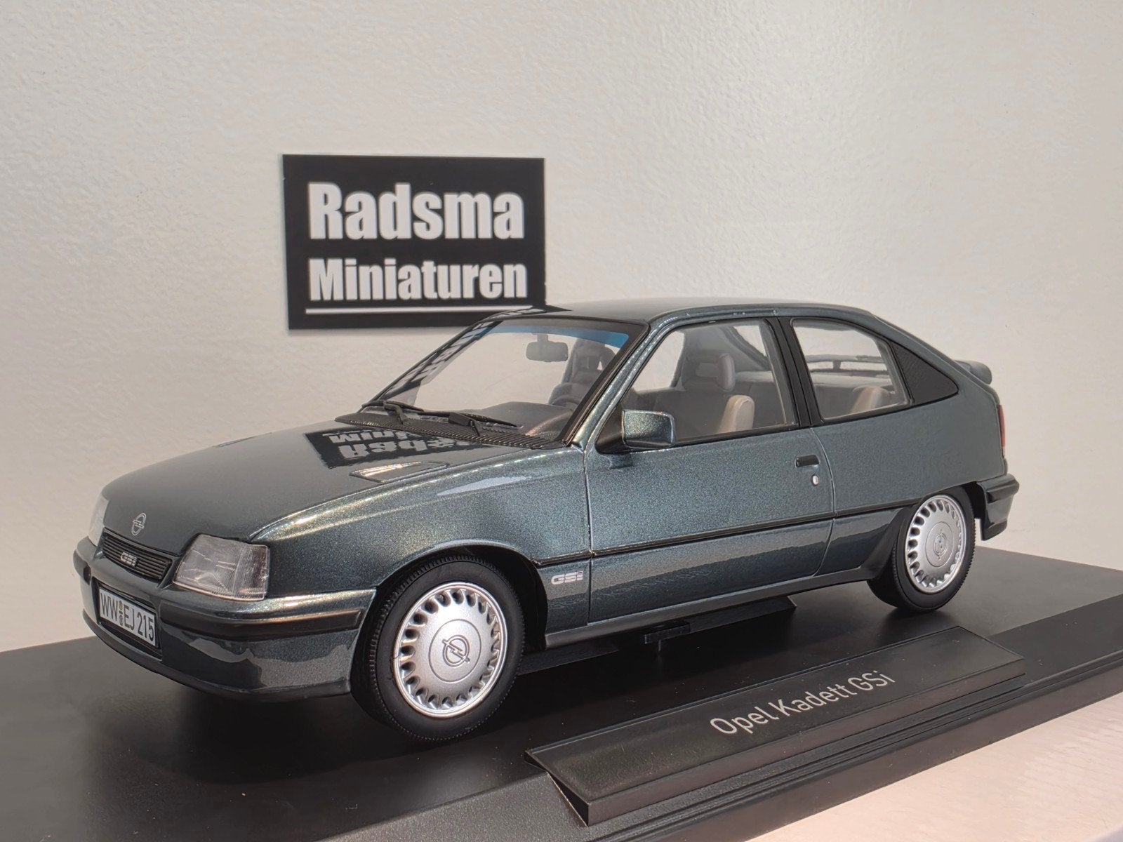 Opel kadett E GSi 1987 - Bluegreen - 1:18 Norev, Hobby en Vrije tijd, Modelauto's | 1:18, Auto, Norev, Ophalen of Verzenden, Zo goed als nieuw