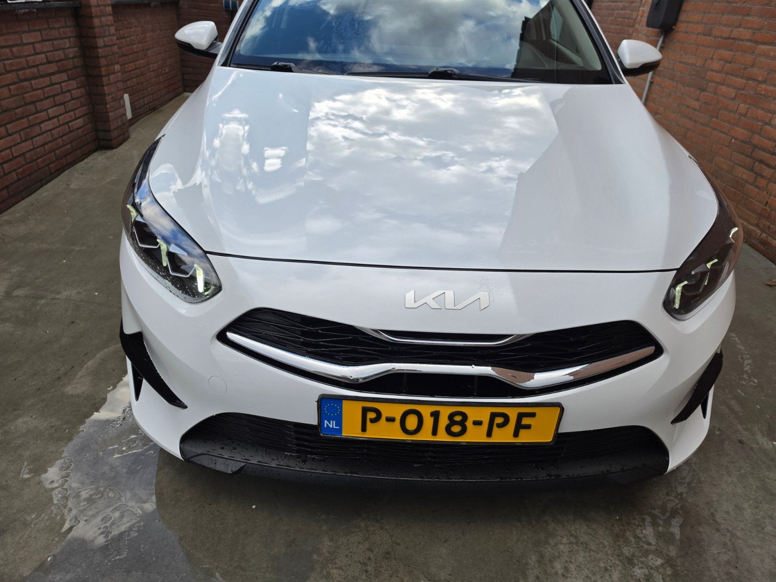 Kia  Cee d 1.0 T-gdi 120pk 2022 Wit 1ste eigenaar nieuwstaat, Voorwielaandrijving, Wit, Origineel Nederlands, Handgeschakeld