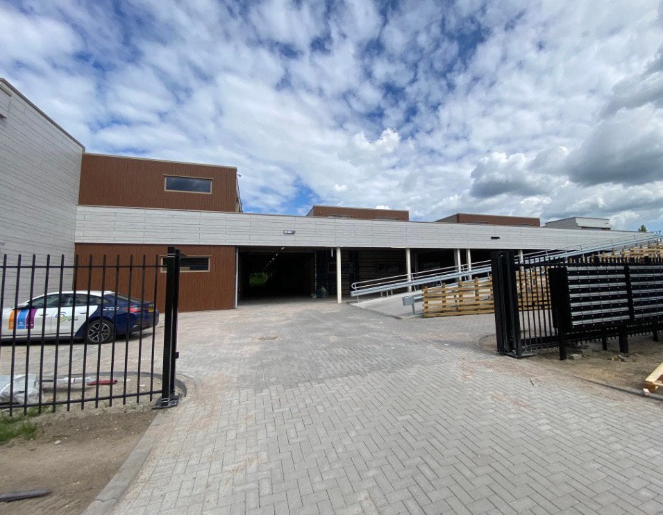 Te Huur opslagbox / bedrijsunit 44m2 Almere, 44 m², Huur, Opslag of Loods