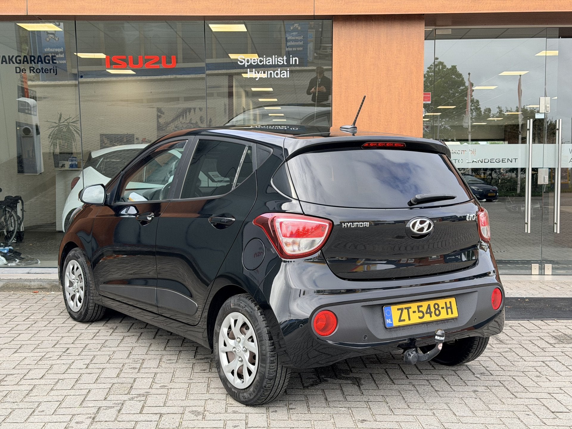 Hyundai i10 1.0i Premium Stoel/Stuur Verwarming | Airco | Fi, Auto's, Stof, 4 stoelen, Zwart, Origineel Nederlands