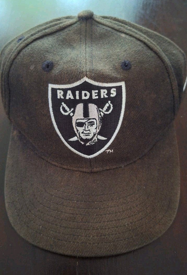 Vintage Nike NFL Raiders Pet - signed by Jim Plunkett, Kleding | Heren, Hoeden en Petten, Gedragen, Pet, One size fits all, Ophalen of Verzenden