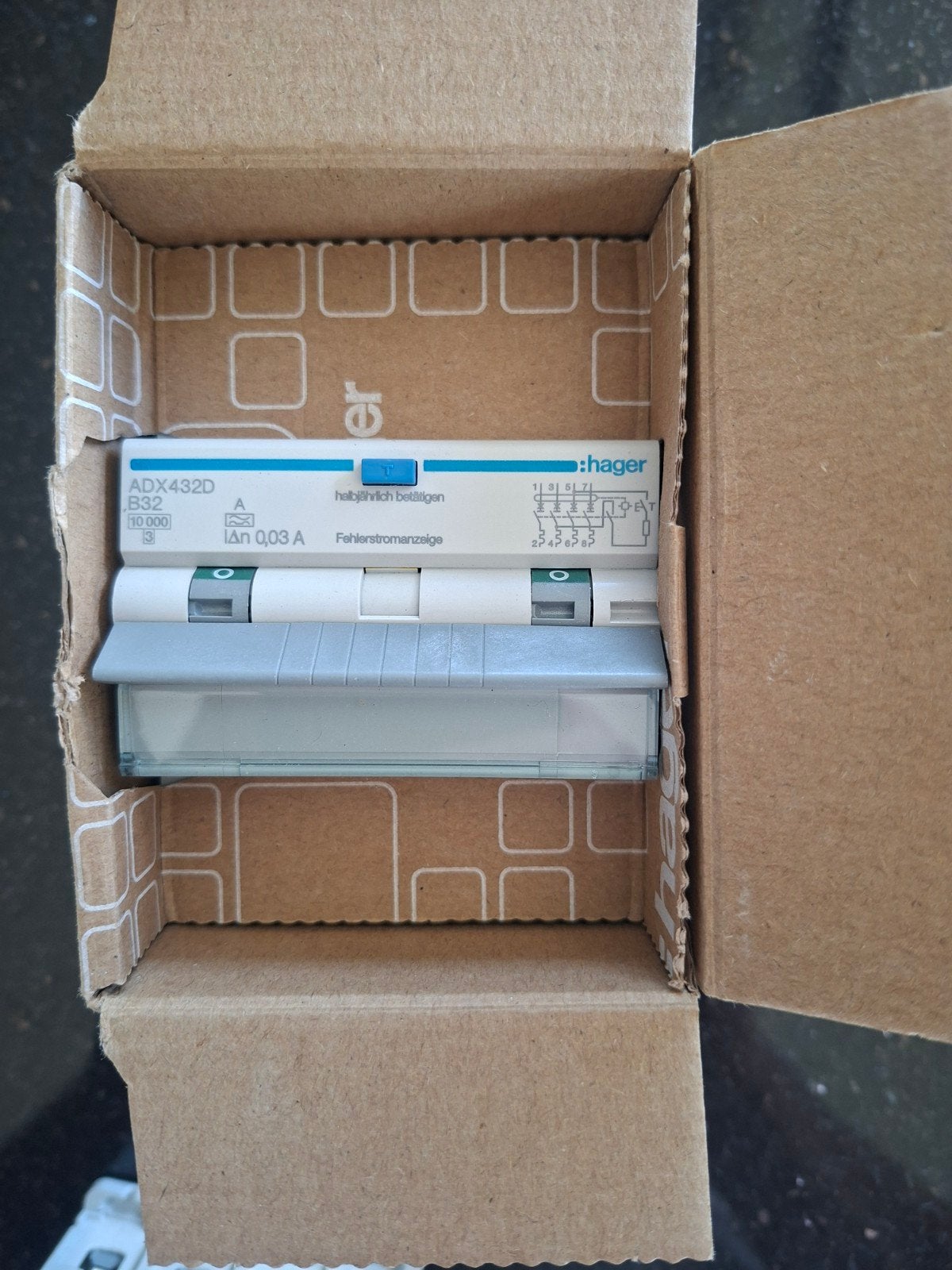 Hager Aardlekautomaat ADX432D 32A 4P B 10kA 30mA, Ophalen of Verzenden, Nieuw, Hager, Aardlekautomaat