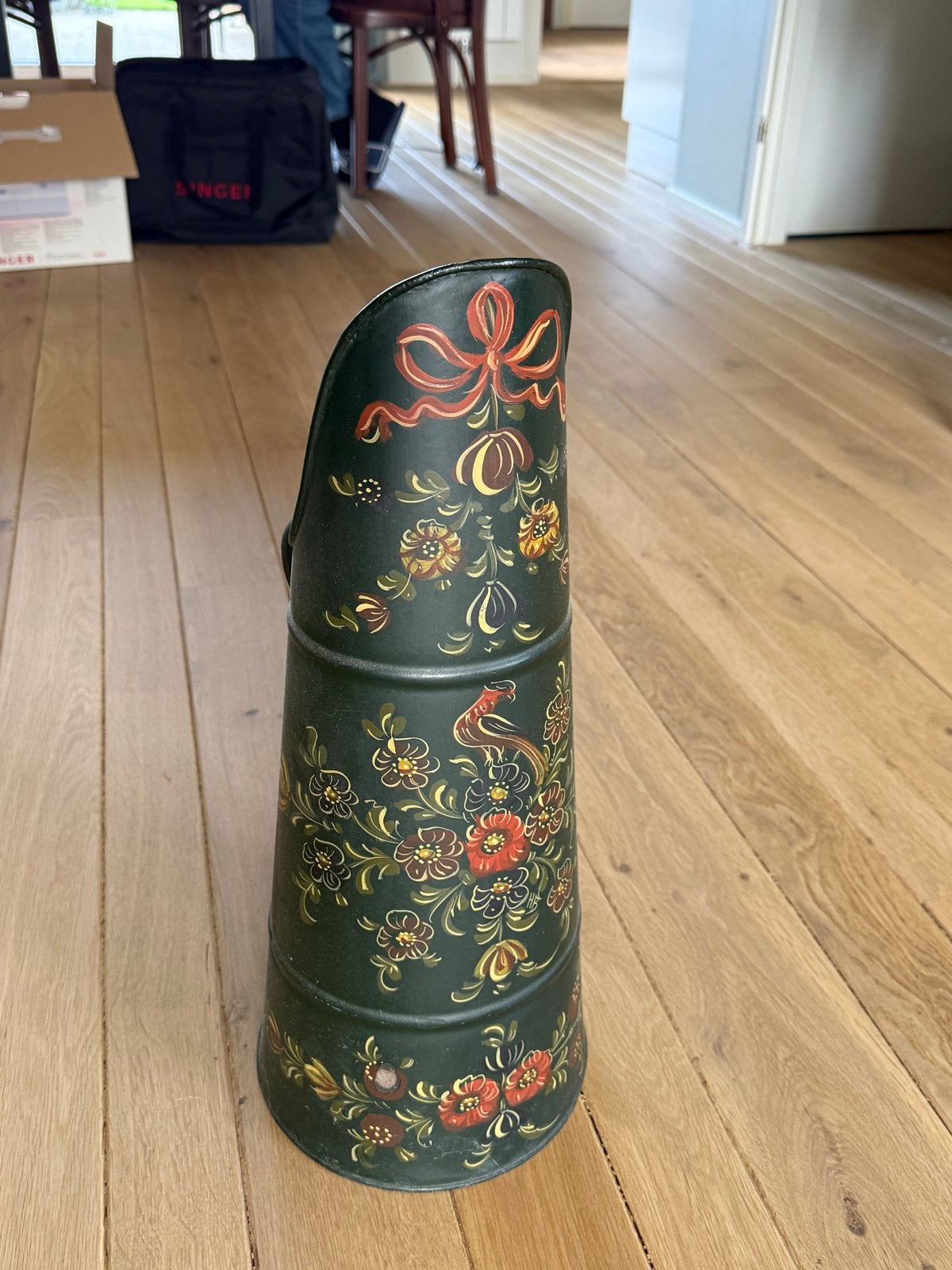 Hindelooper Antieke kolenkit met handgeschilderde bloemen, Ophalen of Verzenden