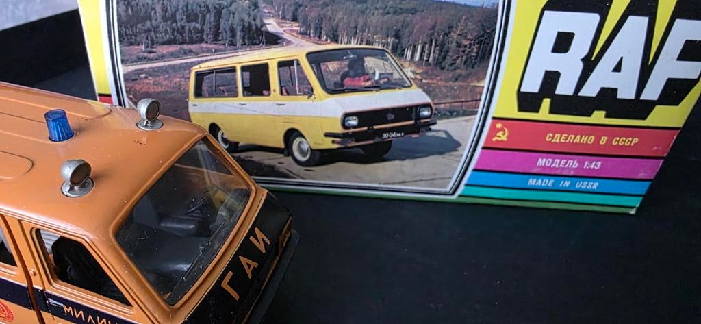 RAF Militsiya modelauto - Made in USSR, Overige merken, Gebruikt, Auto, 1:32 tot 1:50
