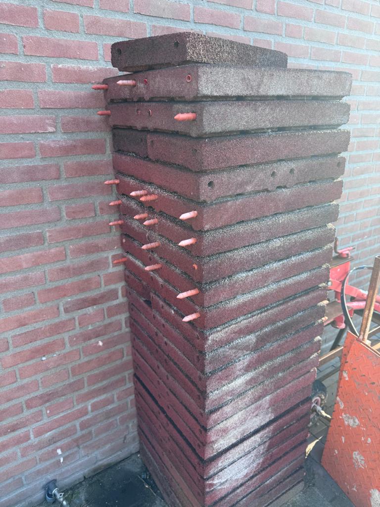 Rubberen tegels voor speelplaats of terras, Gebruikt, Overige typen, Rubber, Ophalen of Verzenden