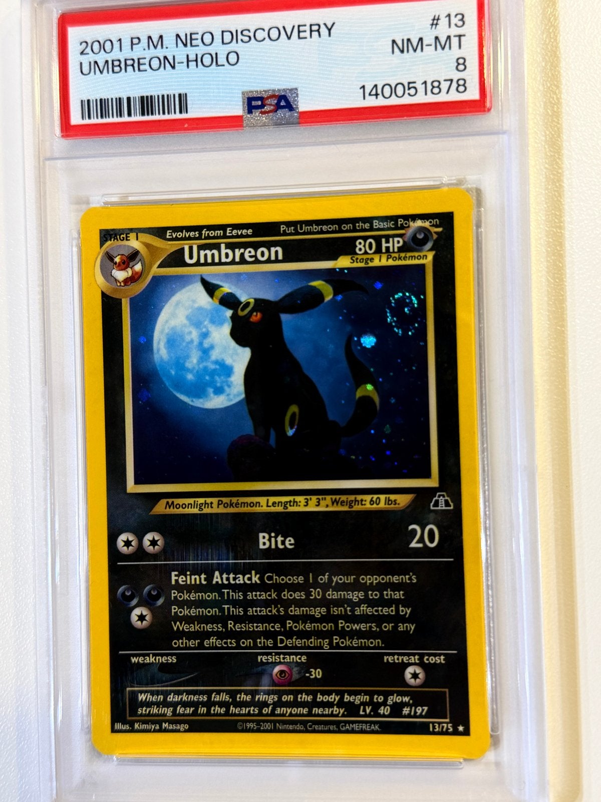 Umbreon Neo Discovery 13 | PSA 8 | Swirl, Ophalen of Verzenden, Zo goed als nieuw, Losse kaart, Foil