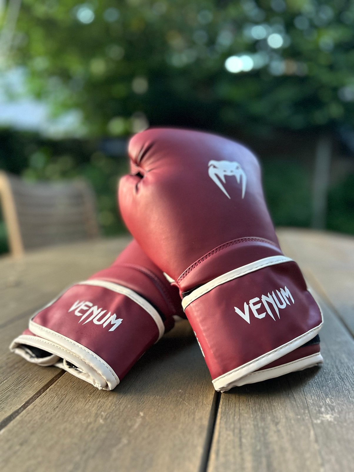 Venum bokshandschoenen 14 OZ, Ophalen of Verzenden, Zo goed als nieuw, Bokshandschoenen