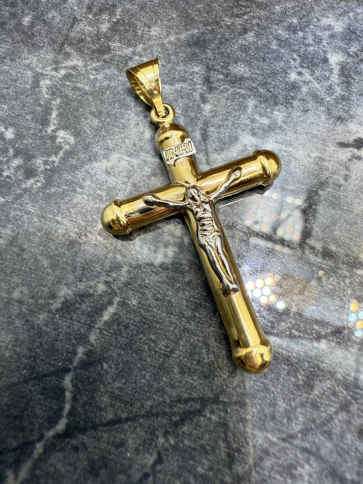 Prachtige 14 karaats gouden kruis met jezus hanger, Ophalen of Verzenden, Nieuw, Goud, Goud