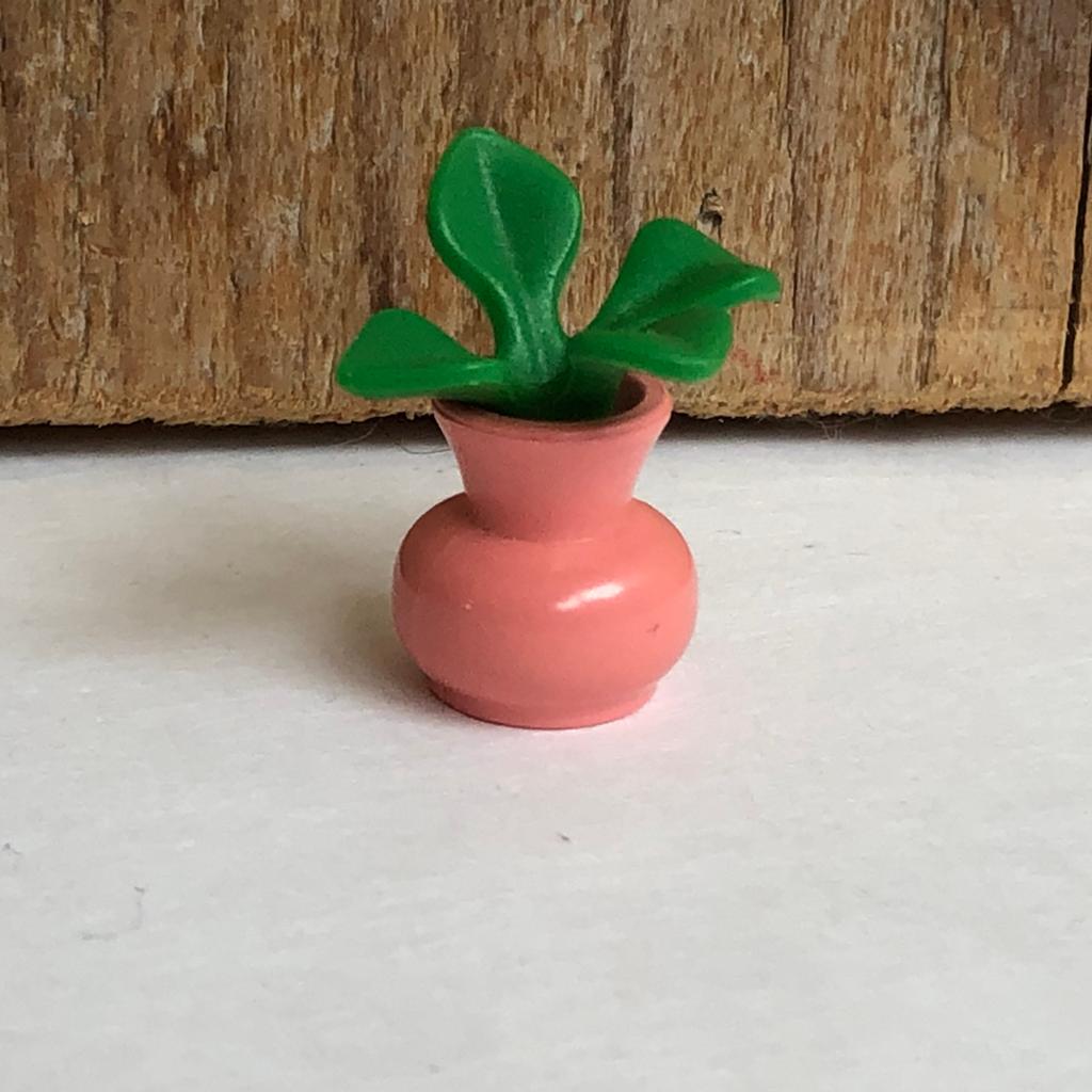 Barbie formaat plant groen met roze pot, Ophalen of Verzenden, Zo goed als nieuw, Toebehoren