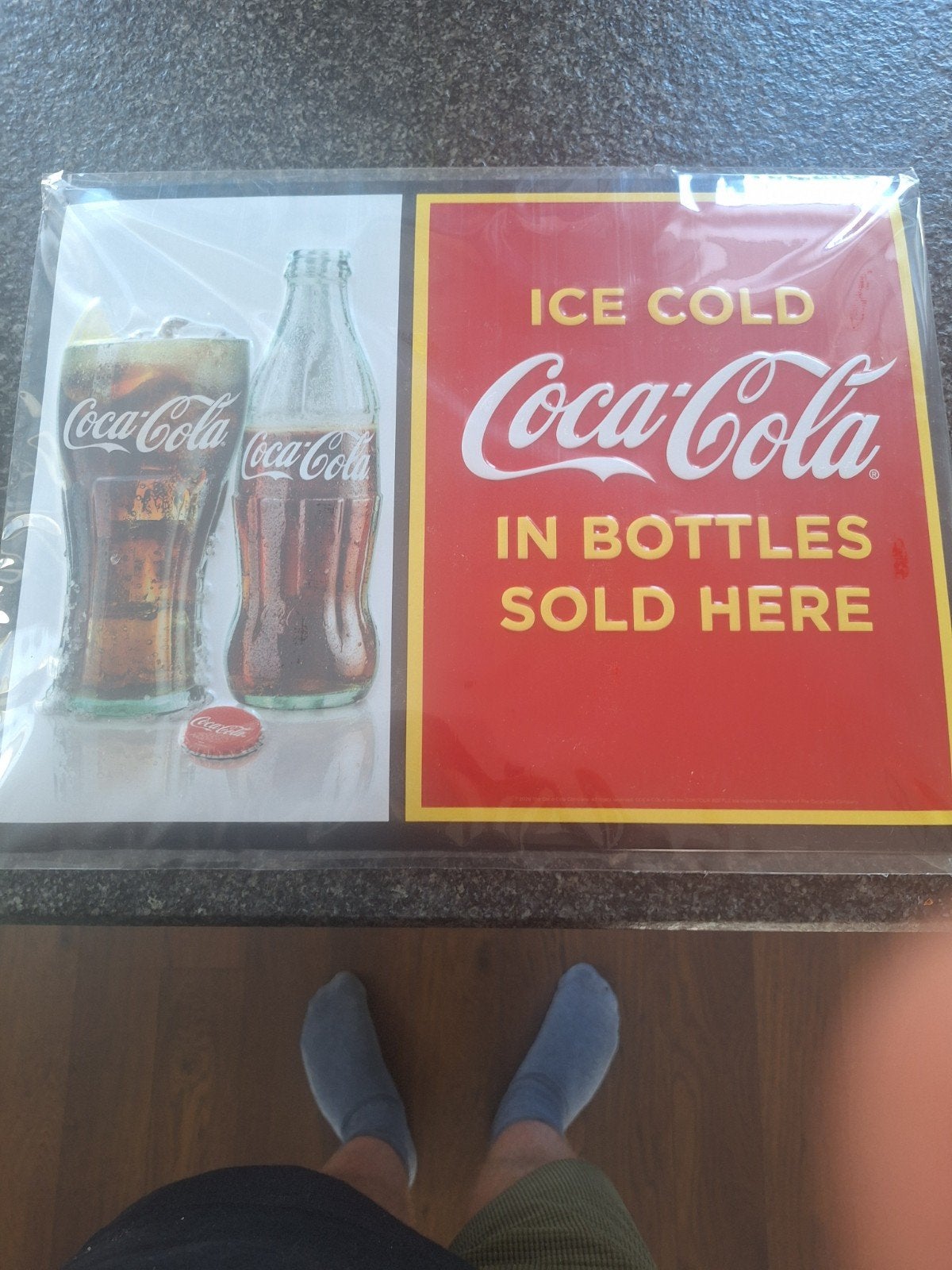 Coca-Cola Reclamebord - Ice Cold in Bottles Sold Here, Ophalen of Verzenden, Nieuw, Reclamebord