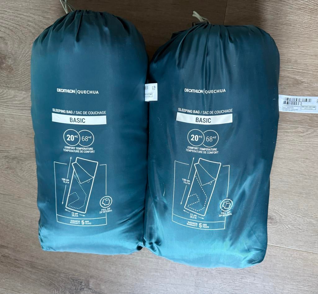 2x Decathlon Quechua Basic Slaapzakken - Blauw, Caravans en Kamperen, Slaapzakken, Ophalen of Verzenden, Zo goed als nieuw