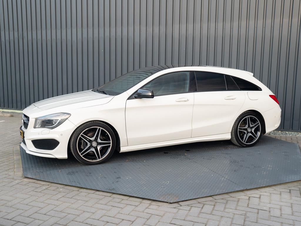 Mercedes-Benz CLA-Klasse Shooting Brake | AMG | Night pakket, Auto's, Mercedes-Benz, 730 kg, Gebruikt, 4 cilinders, Leder en Stof
