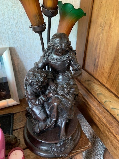 beeld met lamp, Ophalen