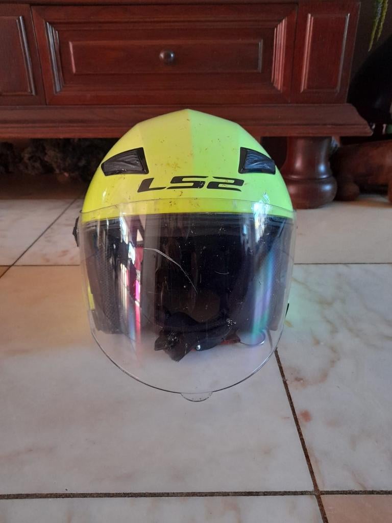Gele Valhelm Maat M merk L52 - Verplicht bij Vatbike E-bikes, Ophalen of Verzenden, Tweedehands, Overige merken