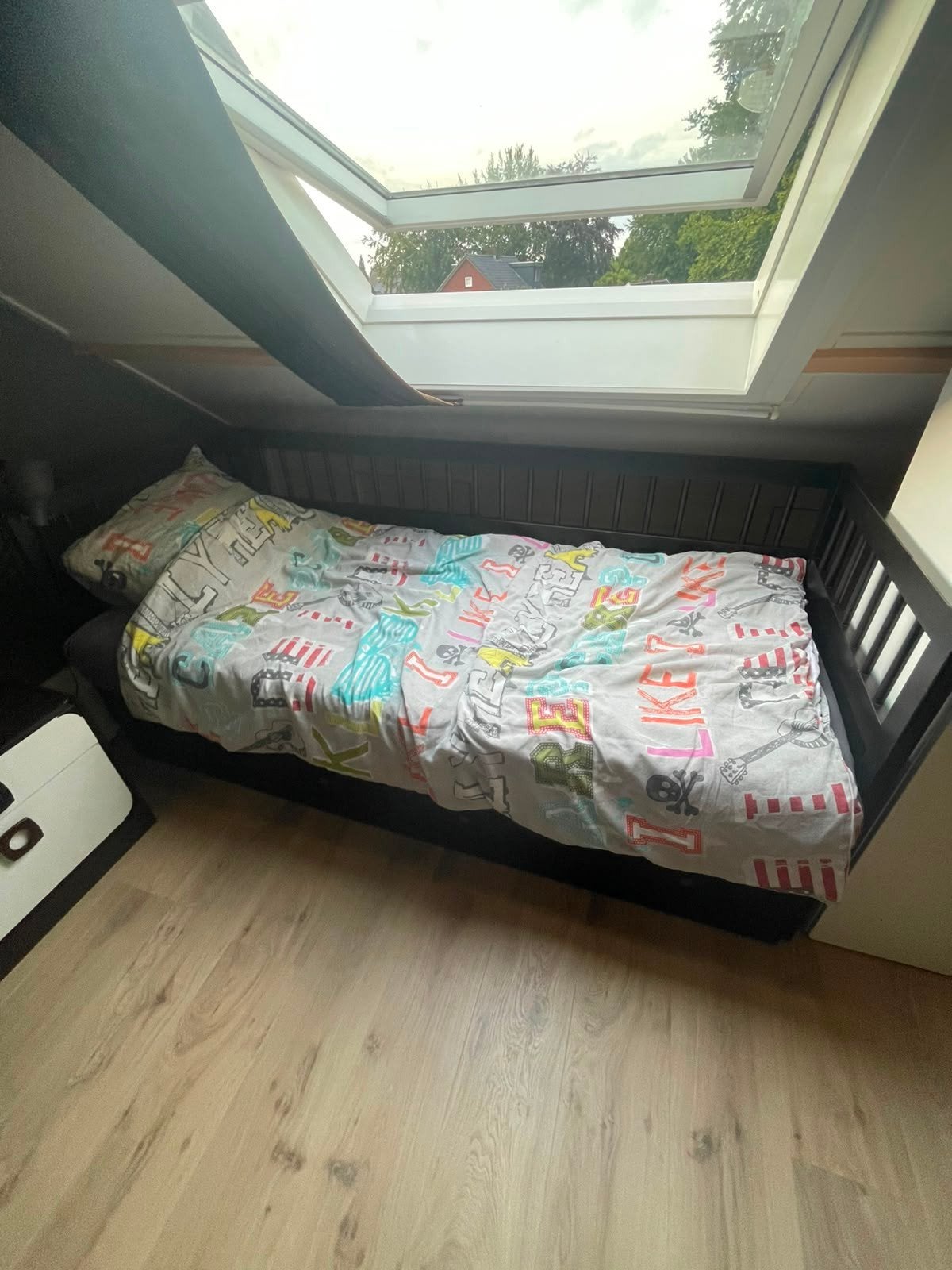 IKEA Hemnes bedbank met 2 lades - Zwart/Donkerbruin, Ophalen, Gebruikt, Zwart, 80 cm