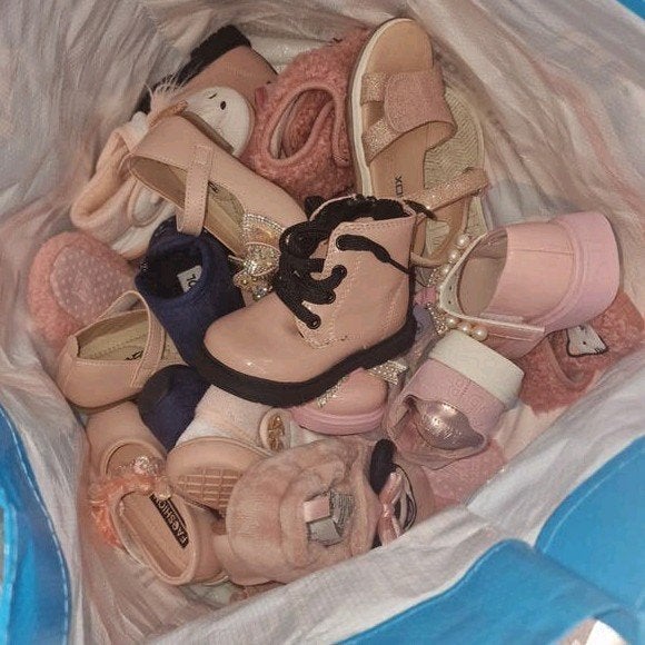 16 paar schoenen, sandalen en slofjes maat 20-24, Ophalen