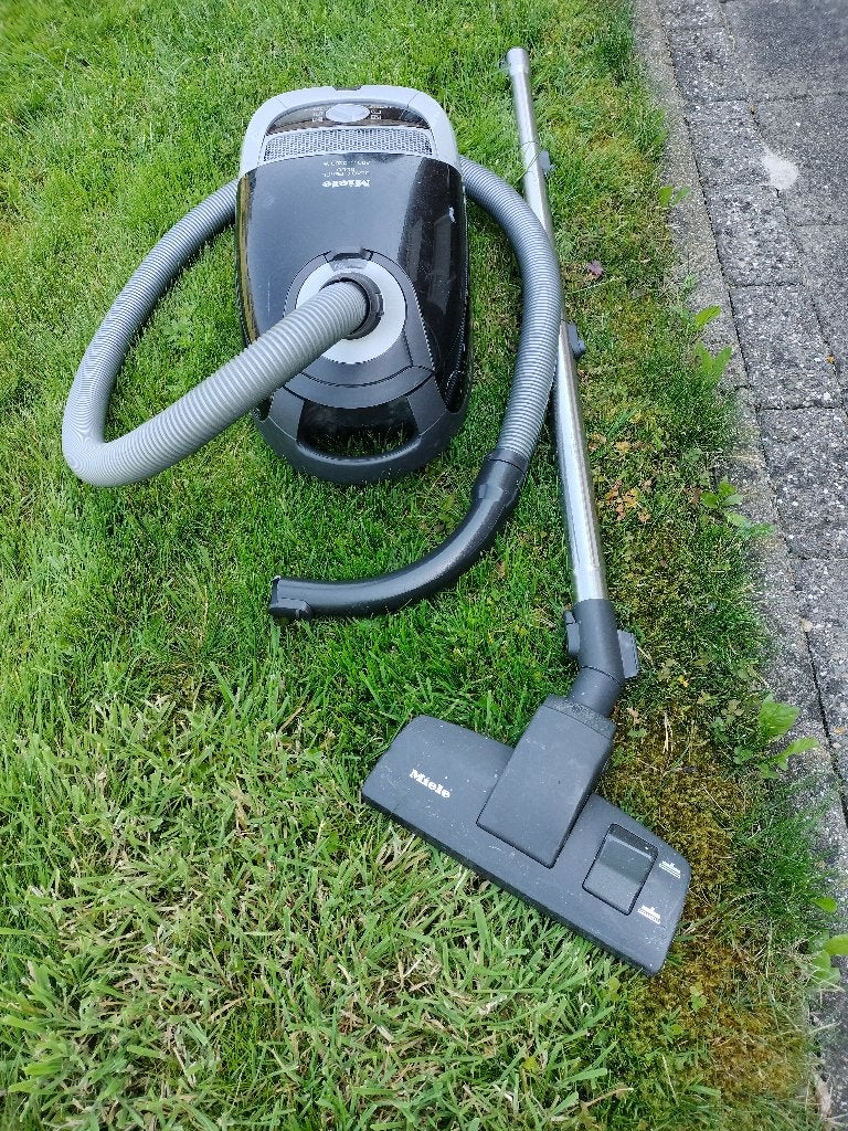 Miele stofzuiger Black Pearl 5000, Witgoed en Apparatuur, Stofzuigers, Gebruikt, 1600 tot 2000 watt, Ophalen