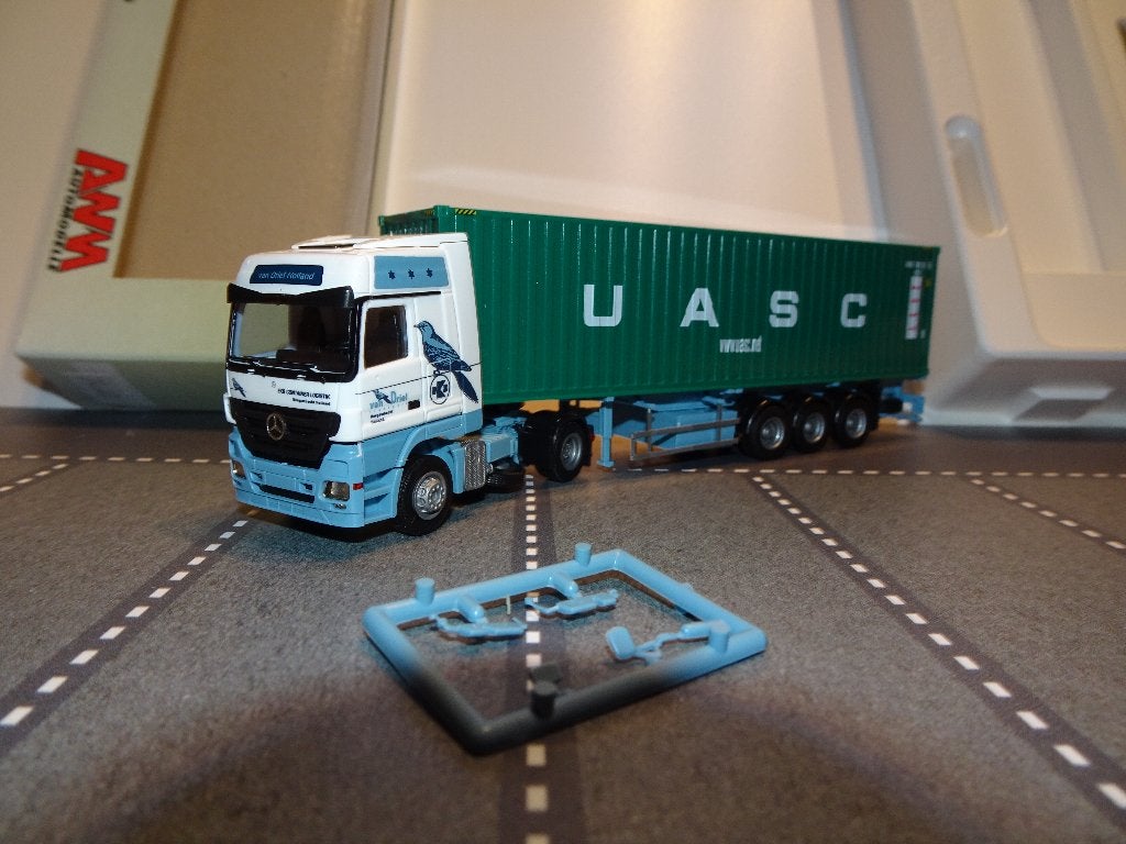 175 awm 74609 mercedes actros van driel ekb container 1:87, Ophalen of Verzenden, Nieuw, Bus of Vrachtwagen, AWM