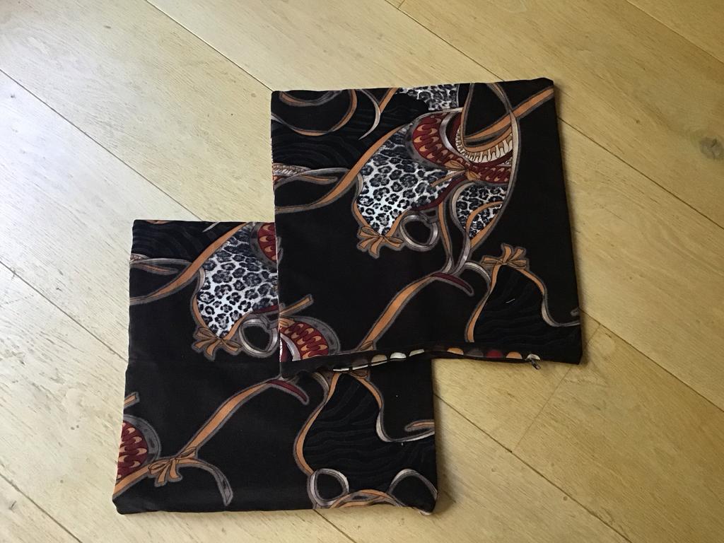Set van 2 decoratieve kussens met print, Ophalen of Verzenden, Nieuw, Bruin, Vierkant