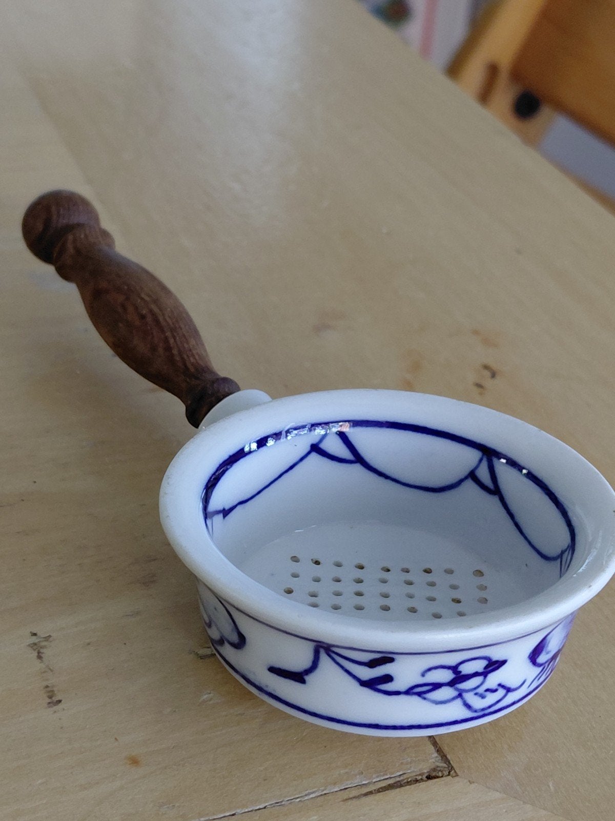 MEISSEN PORSELEINEN PUNTGAVE THEE ZEEF, Ophalen of Verzenden