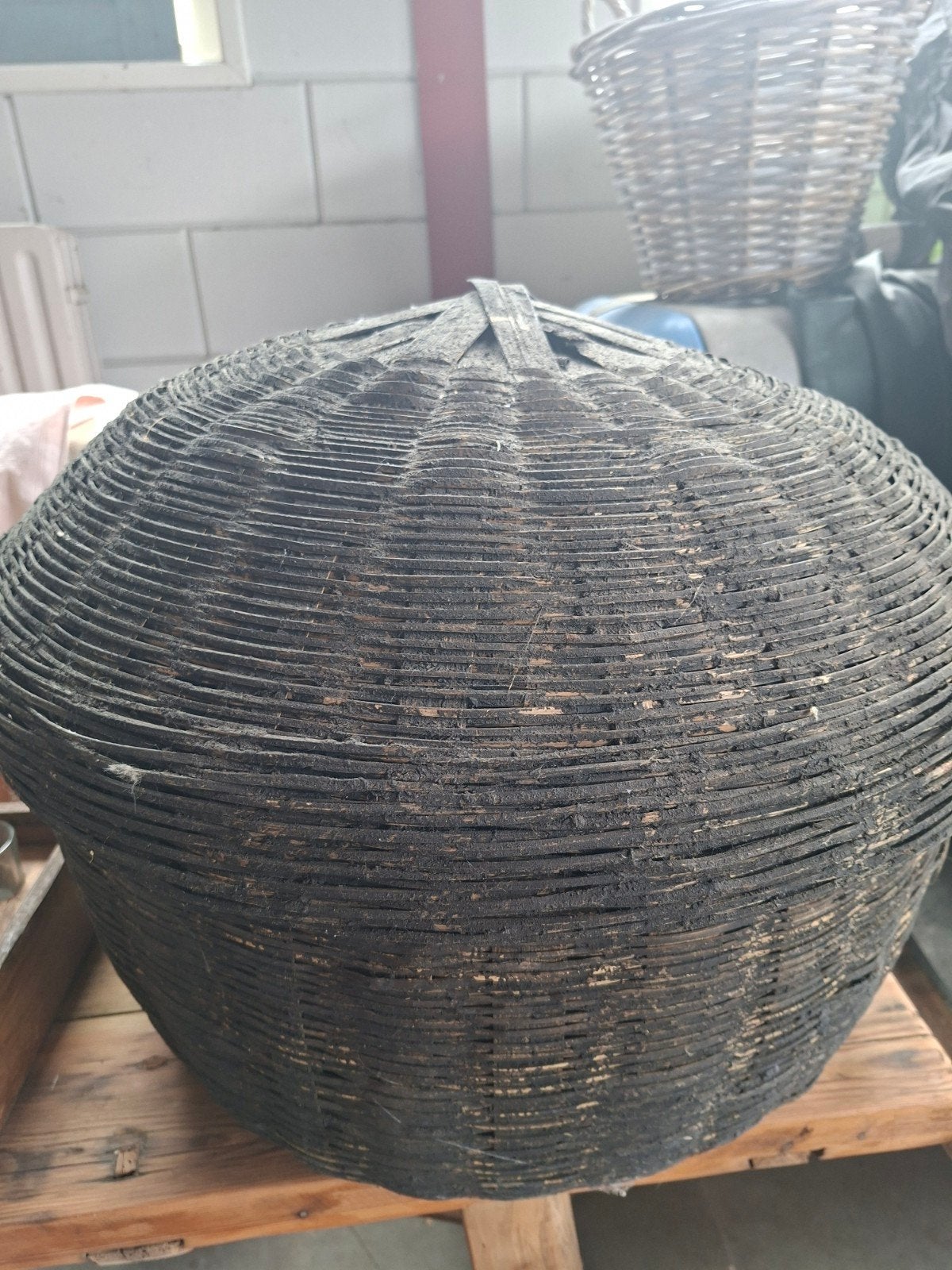 Ronde leemmand, Ophalen, Zo goed als nieuw, Rond, Riet