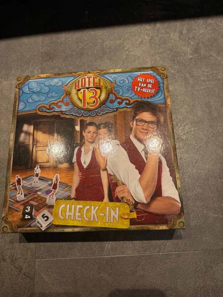 Spel Hotel 13, Ophalen of Verzenden, Zo goed als nieuw