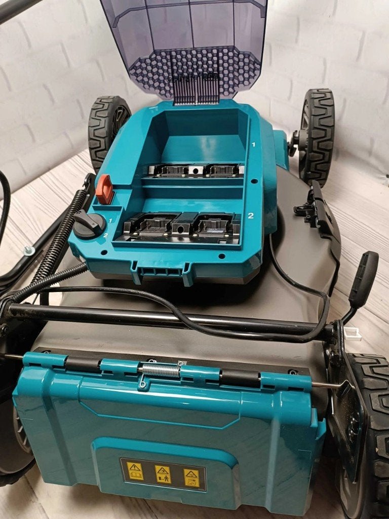 Makita DLM534Z BL Akku-Rasenmäher, Ophalen of Verzenden