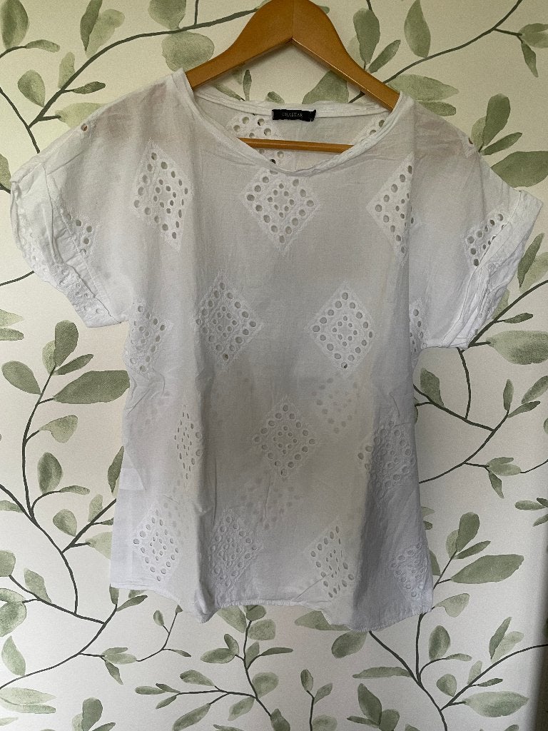 Chastar broderie witte blouse top small - medium, Maat 38/40 (M), Ophalen of Verzenden, Zo goed als nieuw, Wit