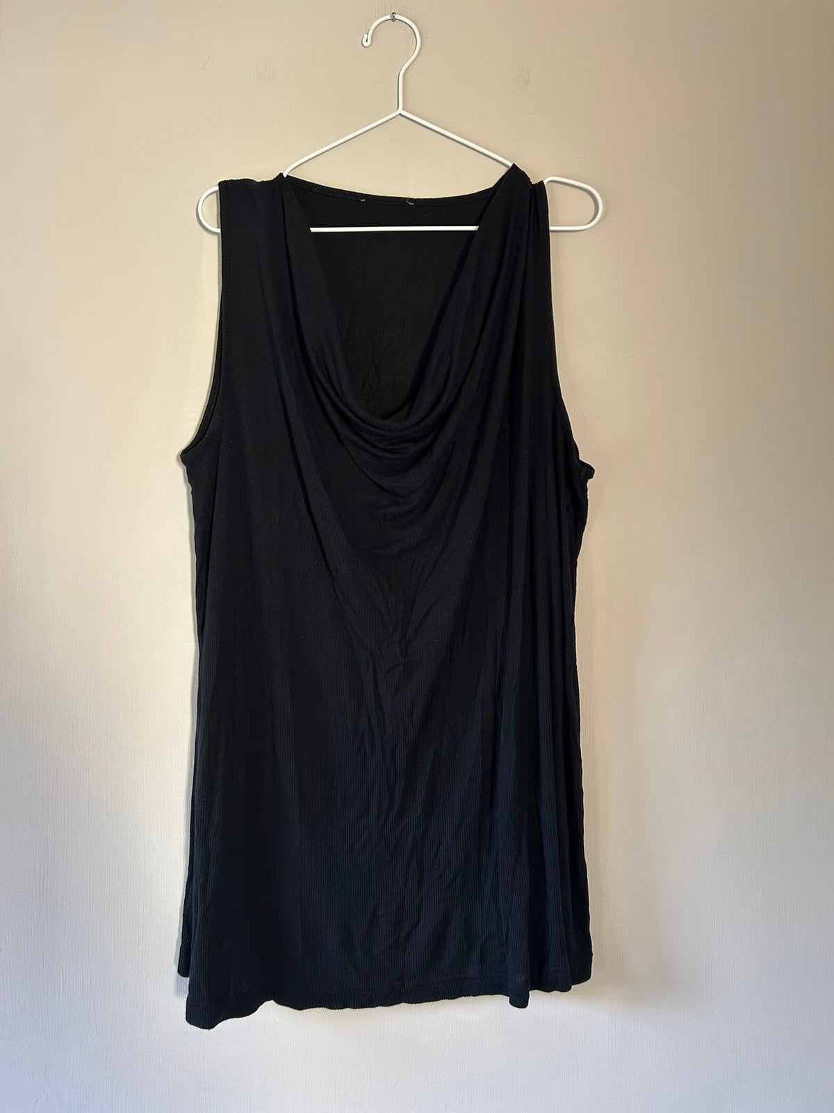 Zwarte waterval hals top maat XL, Kleding | Dames, Tops, Zwart, Maat 46/48 (XL) of groter, Ophalen of Verzenden, Zo goed als nieuw