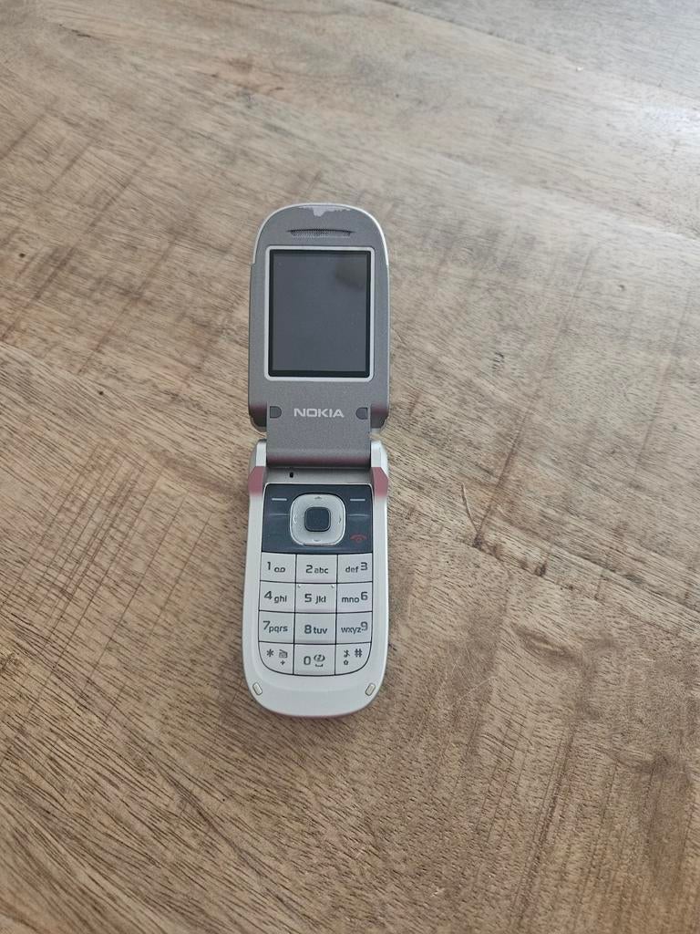 Nokia 2760 flip, Ophalen, Inklapmodel